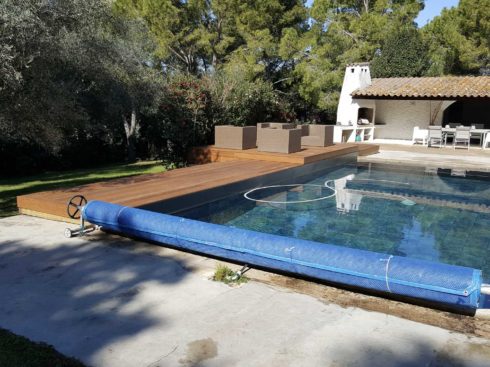 Construction d'une terrasse en bois exotique à Vergèze