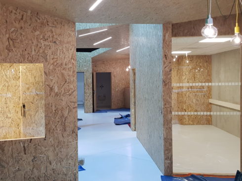 L'Open Tourisme Lab à Nîmes : Ossature bois, agencement intérieur, menuiseries