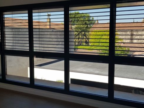 Maison ossature bois en Avignon - Menuiseries alu, terrasses bois