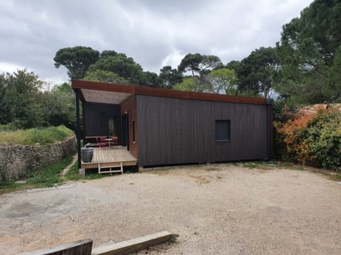 Construction d’une maison bioclimatique à Villevieille par Différence Bois