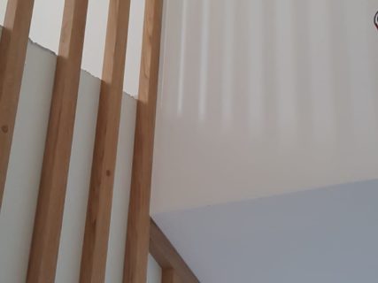 Aménagement sur-mesure en chêne massif à Vergèze