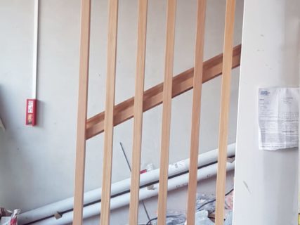 Aménagement sur-mesure en chêne massif à Vergèze