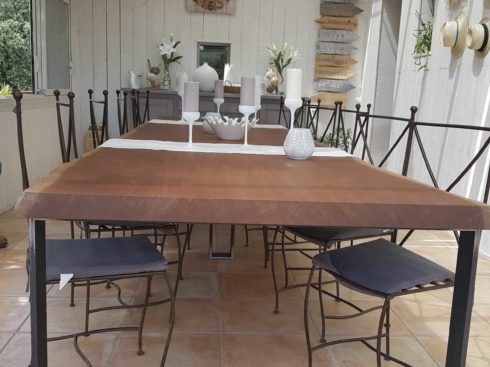 Table de banquet en bois massif